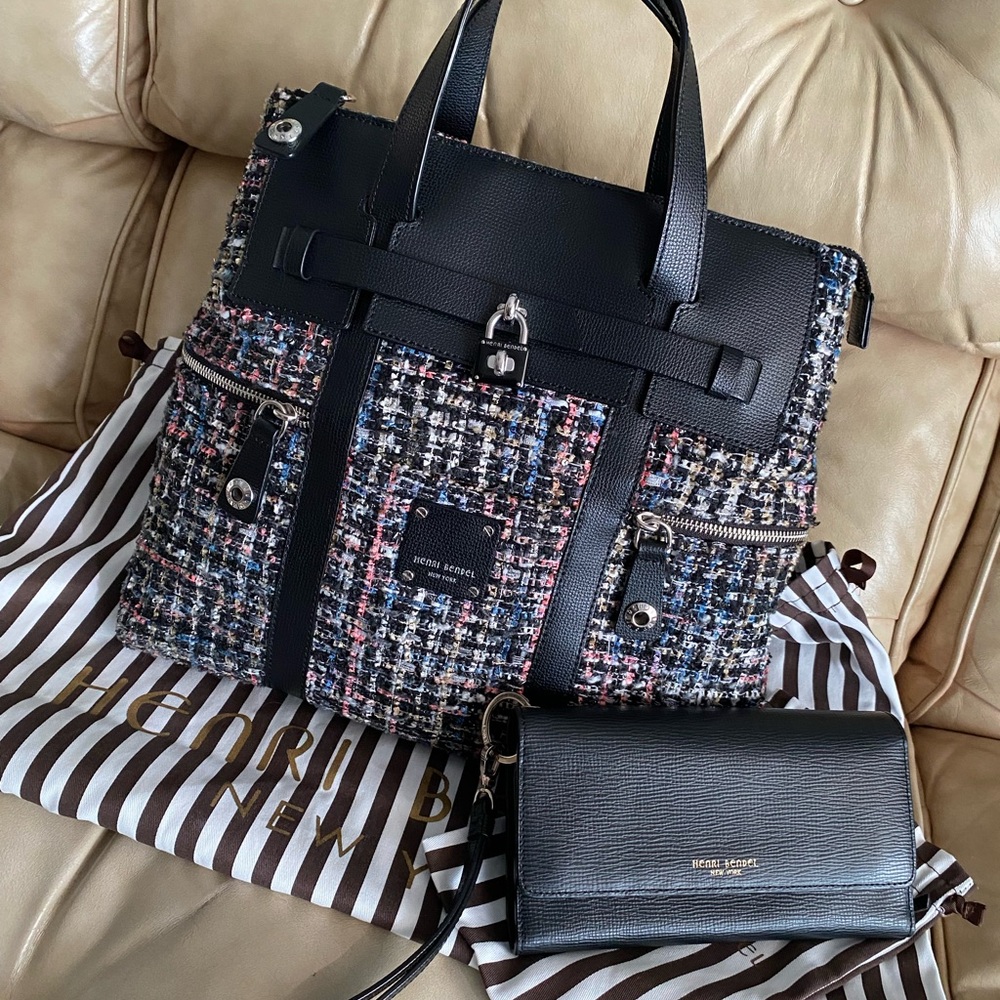 SALE! Henri Bendel Large Jetsetter & Phone Wallet Sparkle Tweed Backpack Bag